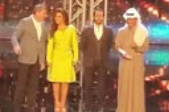 بالفيديو- أحمد حلمي يبكي على "شهداء الوطن" في أولى حلقات  Arabs Got Talent المباشرة
