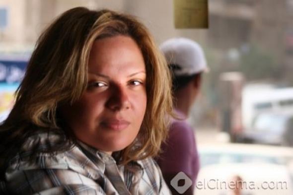 ​غادة سليم مخرجة "أرض النعام" بعد اعتذار محمد سامي