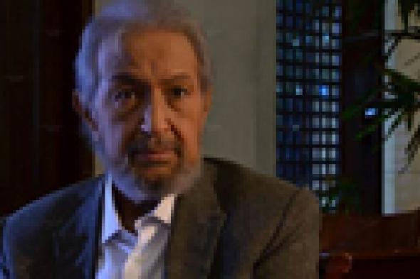 الصريطي: تحسن حالة نور الشريف الصحية.. وعودته قريبا إلى مصر