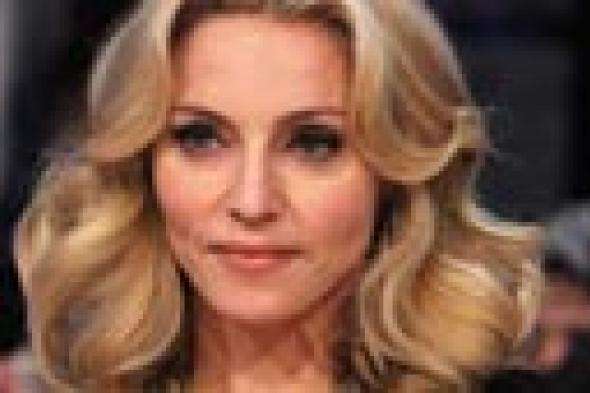 أغان مادونا ممنوعة في إذاعة "BBC" بسبب عمرها!