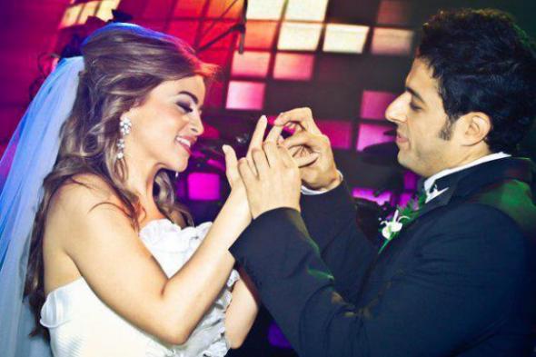 لماذا أخفى حماقي خبر انفصاله عن زوجته؟!