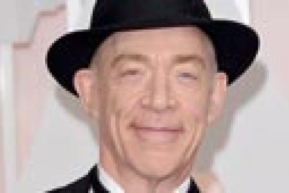 جي كي سيمنس يقتنص أوسكار أفضل ممثل مساعد عن "Whiplash"