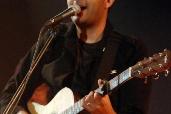 أول تعليق لحمزة نمرة بعد قرار وقفه!