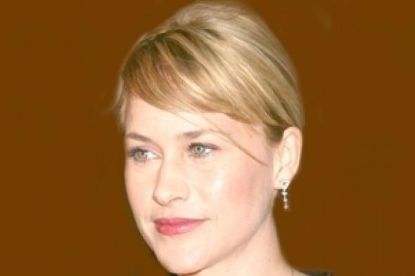 باتريشيا أركيت.. تدافع عن  حقوق المرأة