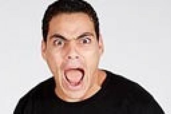 عمروسي يخسر حكام "Arabs Got Talent" لتشتته بين كارثة الدفاع الجوي ومعاذ الكساسبة