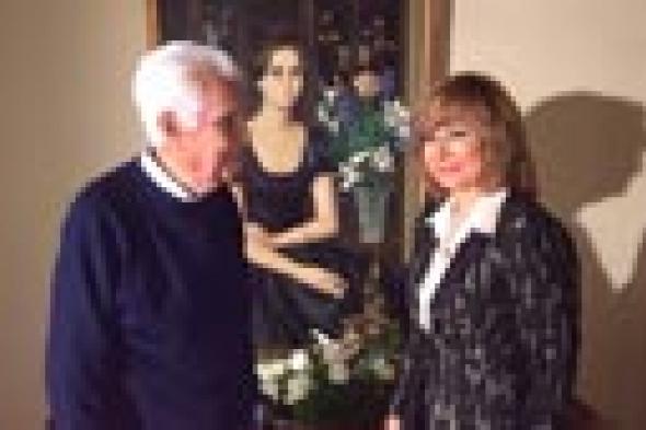 بالفيديو- كاميرا "هنا العاصمة" تقوم بجولة بداخل منزل فاتن حمامة للمرة الأولى