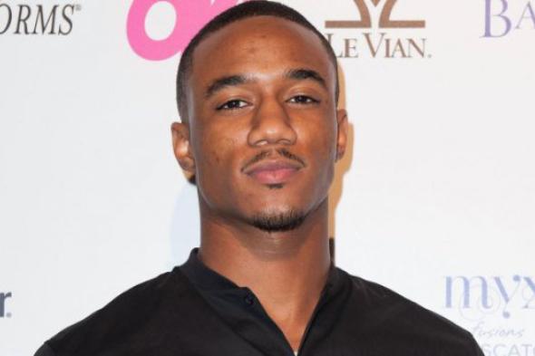 بعد استبعاد ويل سميث.. جيسي آشر بطل الجزء الثاني من Independence Day