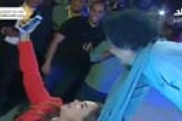 بالفيديو- محمد منير لابنة عبد الرحيم علي بعد رقصها: إنتِ مشروع لوحدك.. الصلاة على النبي
