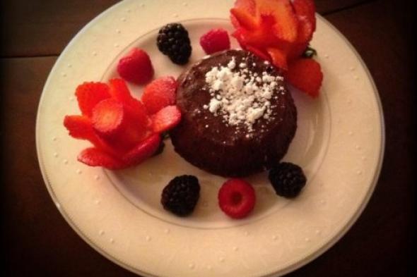 طريقة سهلة و سريعة لتحضير حلوى الـمولتن كيك أو الـ Chocolate Lava Cake