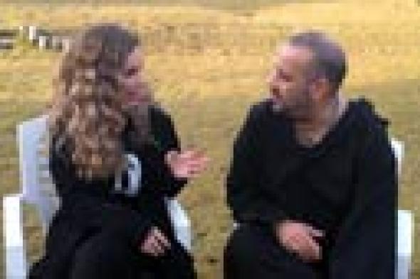 بالصور-11 وجه شبه بين نيكول سابا وكيم كارديشان من منهما تتبع الأخرى؟