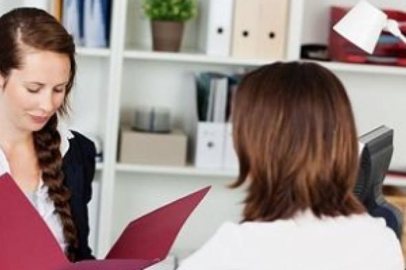 "المرأة الفلسطينية" ما زالت دون مستوى قيادة شركات!