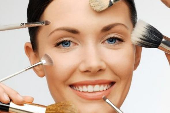 خطوات وضع المكياج الصحيح