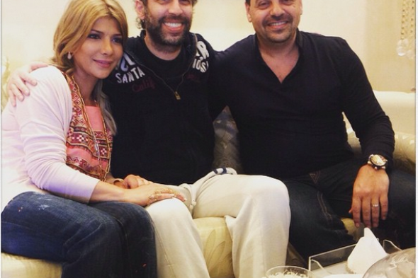 بالصورة: أصالة وطارق العريان يزوران المخرج سعيد الماروق