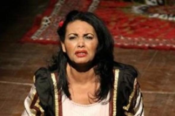 وجوه نسائية تونسية حاضرة في العرس المسرحي القطري