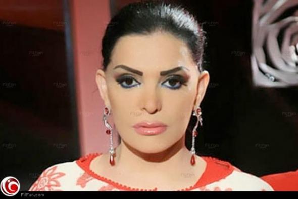 بالفيديو- منى عبد الوهاب تحرج نضال الأحمدية بسؤال عن الشرف..والأخيرة: "احترمي نفسك"