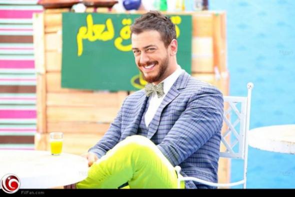بالفيديو- كرنفال من الألوان والاستعراضات في كليب سعد المجرد "لمعلم"