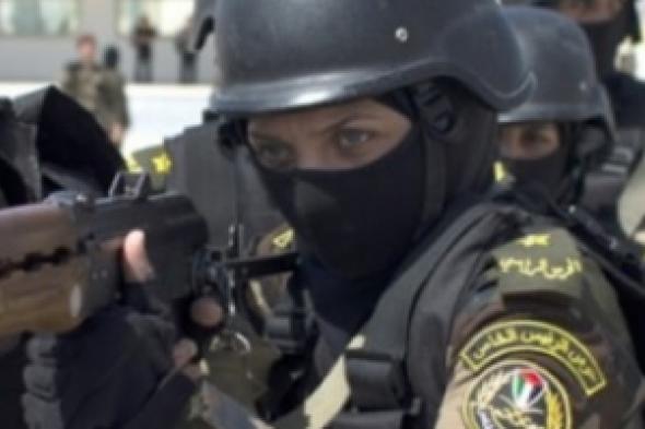 خلال مؤتمر في القاهرة:  مطالبة  الحكومات العربية بتجنيد "النساء"
