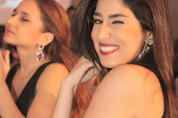 أيتن عامر تستعد للاحتفال بخطبتها