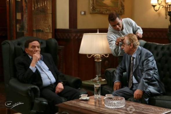 الزعيم ينتهي من تصوير "أستاذ ورئيس قسم" يونيو المقبل