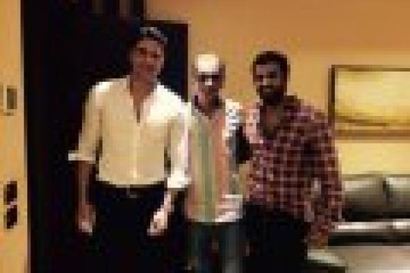 بالصور: السبكي وعز ومحمد سامي يوقعون "عنتيل الزمالك"