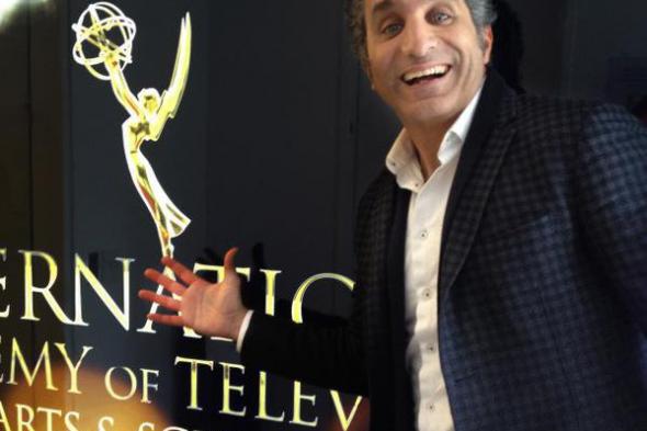باسم يوسف أول مقدم من الشرق  الأوسط لحفل جوائز Emmy الدولية
