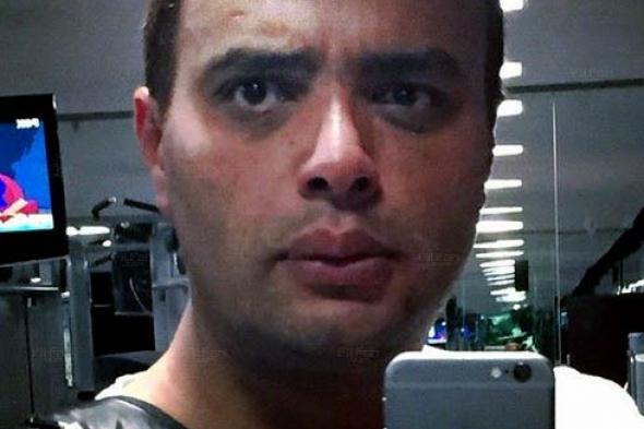 صفحة رامي صبري تحذف صورة قصة شعره بعد الانتقادات.. والمطرب يعيد نشرها