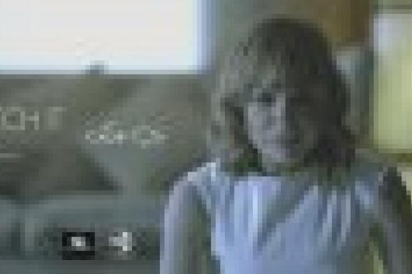 ​بالفيديو: ساندي تتعرض للخيانة في فيديو كليب "زي عادتك"