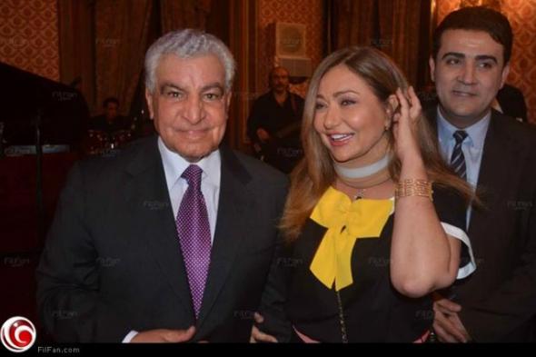بالصور- "الرقبة الطبية" لا تفارق ليلى علوي في الاحتفالات!