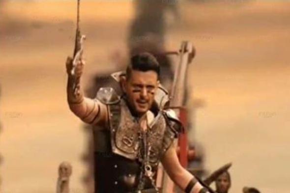 بالفيديو- رامز جلال "Mad Max" في تتر برنامج "رامز واكل الجو"