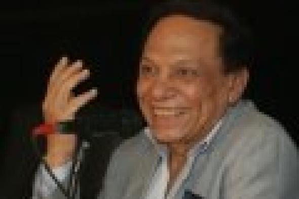 بالفيديو عادل إمام لرامز جلال: "لو فكر يعمل مقلب فيا يسلم نفسه لعشماوي"