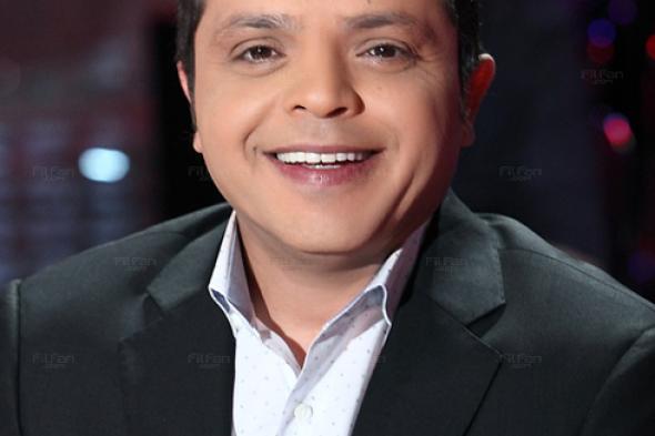 محمد هنيدي ينصح جمهوره بمتابعة مسلسل "العهد"
