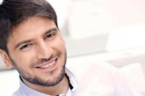 لماذا يعتقد معظم المطربين أن الأغنية الدينية يجب أن تكون حزينة؟