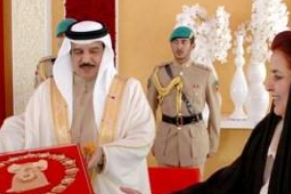 منظمة المرأة العربية تعرض نقاط مضيئة في مسيرة المرأة البحرينية