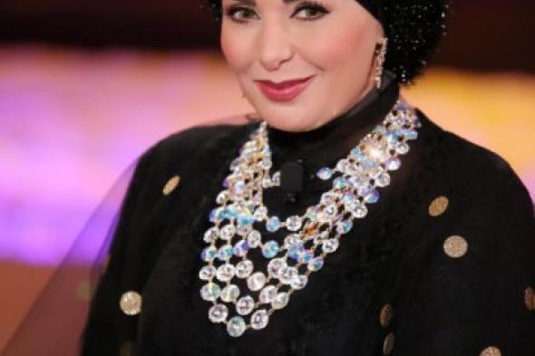 صابرين: شعري الحقيقي لم يظهر على الشاشة والمرأة في منزلها لا تكون محجبة!