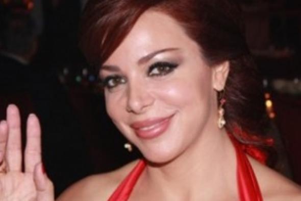 سوزان نجم الدين تنتقد المرأة السورية في “باب الحارة”