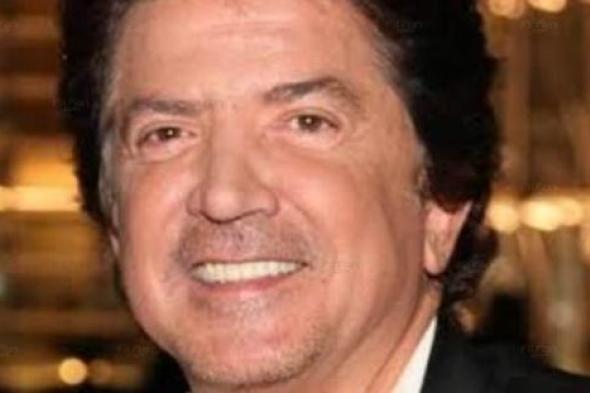 بالفيديو- وليد توفيق يحكي عن لقائه الأول بزوجته ملكة جمال الكون.. ويكشف مهنته قبل الغناء