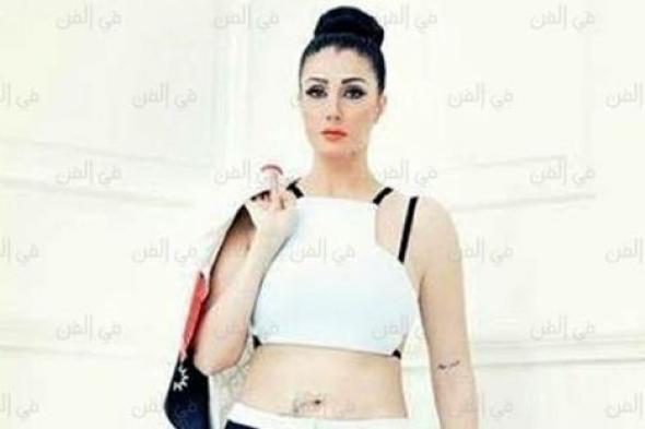 جلسة تصوير جديدة لغادة عبد الرازق تزيد التساؤلات حول عمرها!
