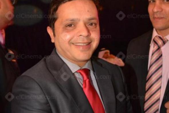 محمد هنيدي يقطع إجازته استعدادًا لحفل افتتاح قناة السويس الجديدة