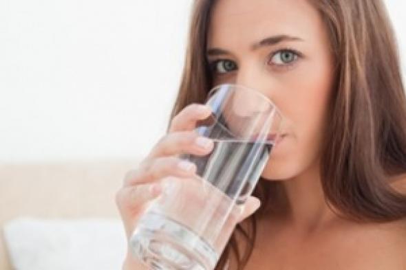 فوائد سحرية لشرب المياه هذه الأيام