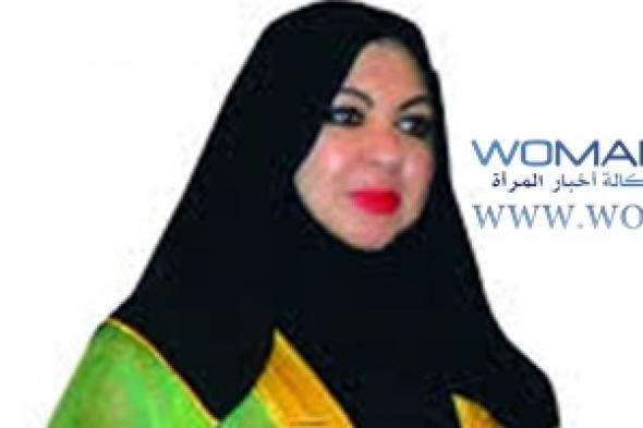 مصممة الأزياء الإماراتية منى المنصوري تفتتح أسبوع الموضة في أندونيسيا