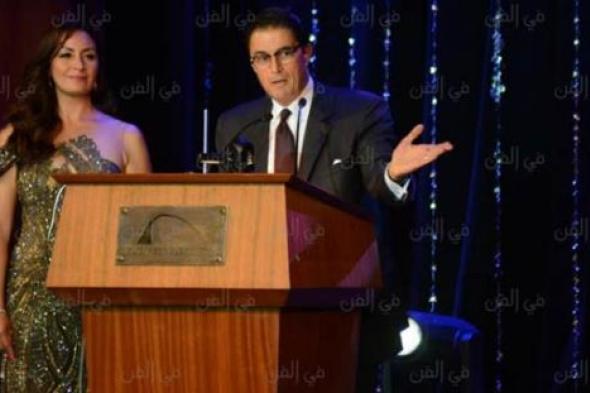 بالصور- كريم عبد العزيز يشهد تكريم والده في افتتاح "الإسكندرية السينمائي" 2015 إلى جانب محمود ياسين