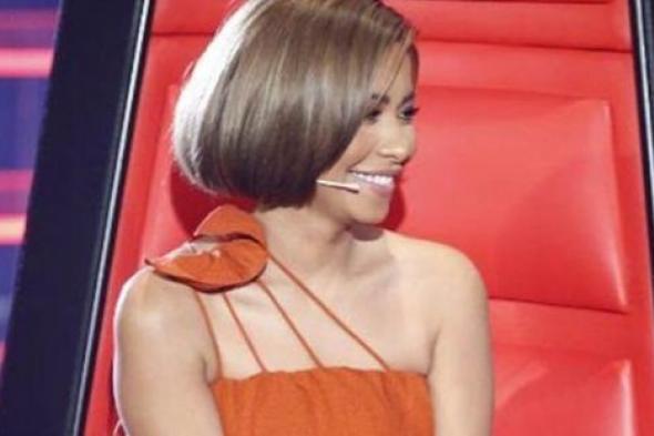 شيرين لمتسابق The Voice حمزة الفضلاوي: "تعالى هات بوسة"