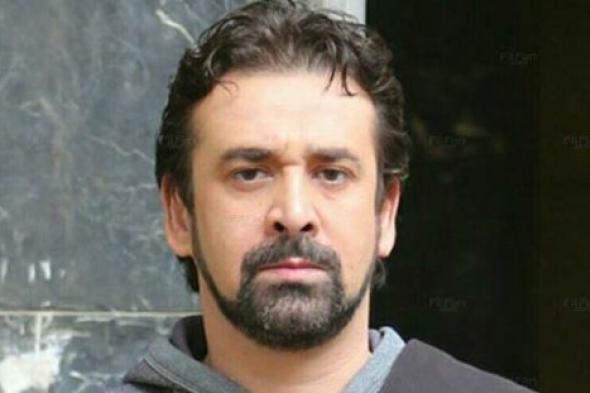 هل تستطيع التعرف على كريم عبد العزيز في صورته وسط أصحابه في المدرسة؟