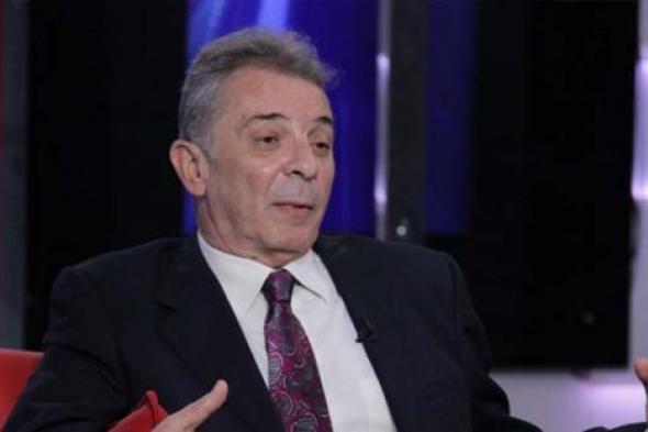 محمود حميدة يرد على اتهامه بتقليد روبرت دي نيرو.. ويدافع عن السبكي