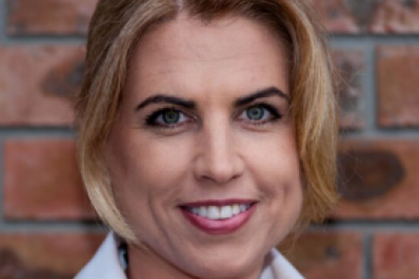 بالصورة .. تعرّفوا إلى أوّل امرأة معدلة جينياً