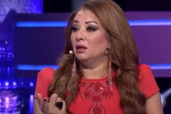 بالفيديو- انتصار تكشف عن ابنتها للمرة الأولى وتنفعل على أروى بسبب الأفلام الجنسية