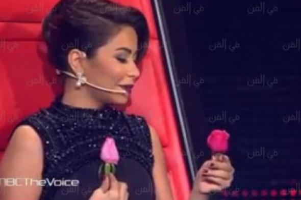 شيرين تحصل على وردتين من كاظم الساهر وعاصي الحلاني.. لكن واحدة منهما تعبر عن الحب