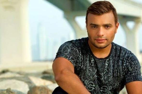 راديو 90.90 يوقف أغاني رامي صبري وهو يرد