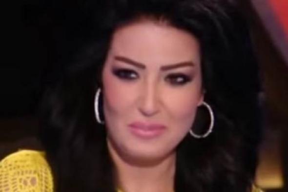 بالفيديو- سمية الخشاب تفصح عن مهنة زوجها ولقب تدليله لها وتثبت أنها ربة منزل ماهرة