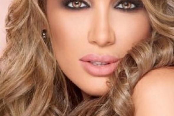 جديد مايا دياب و هكذا عايدت ابنتها !